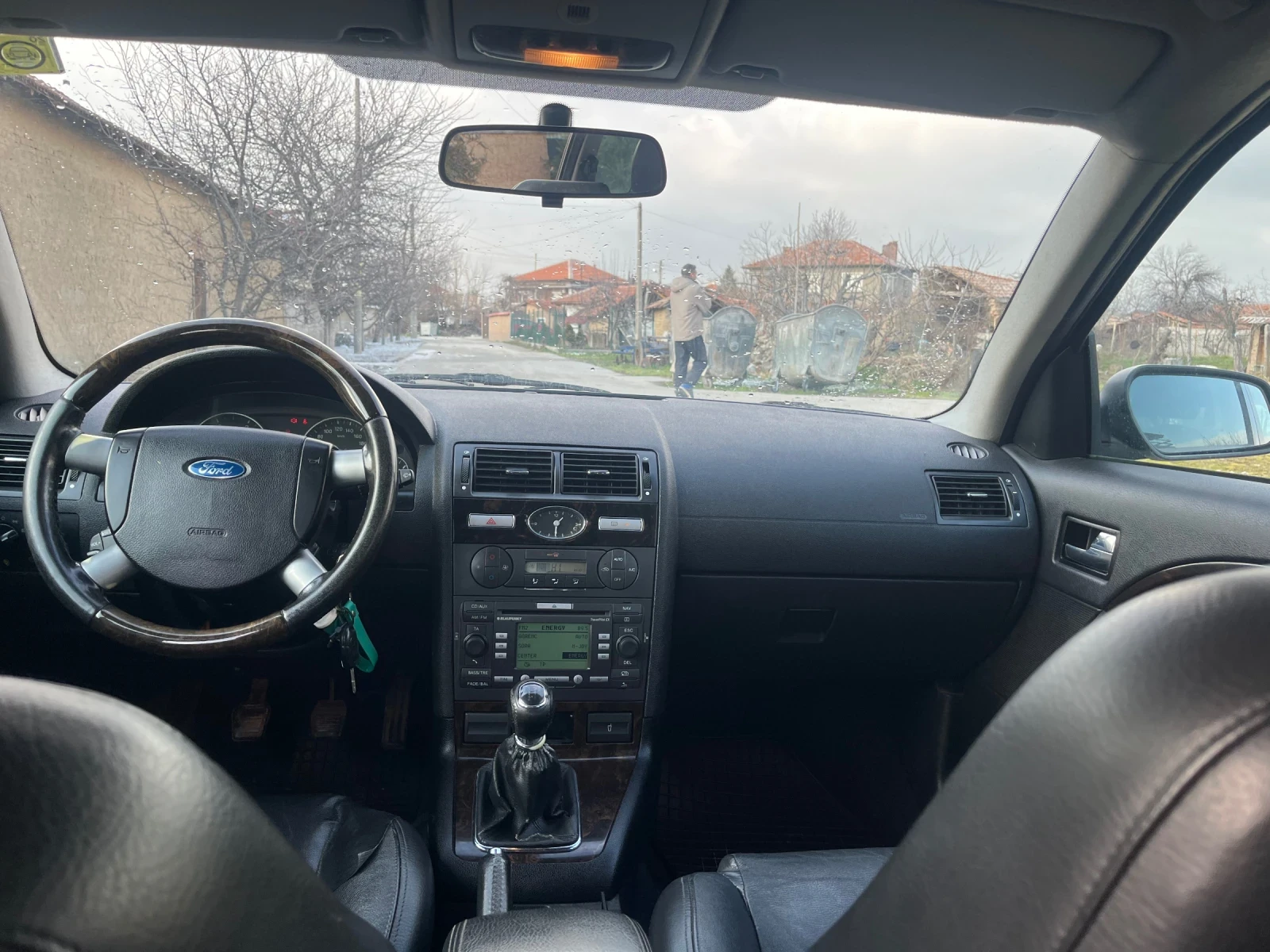 Ford Mondeo 2.0 Tdci Ghia, снимка 6 - Автомобили и джипове - 53141146