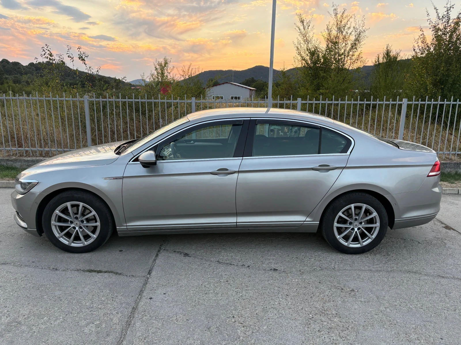 VW Passat 2.0 TDI 4 motion 190 - изображение 10
