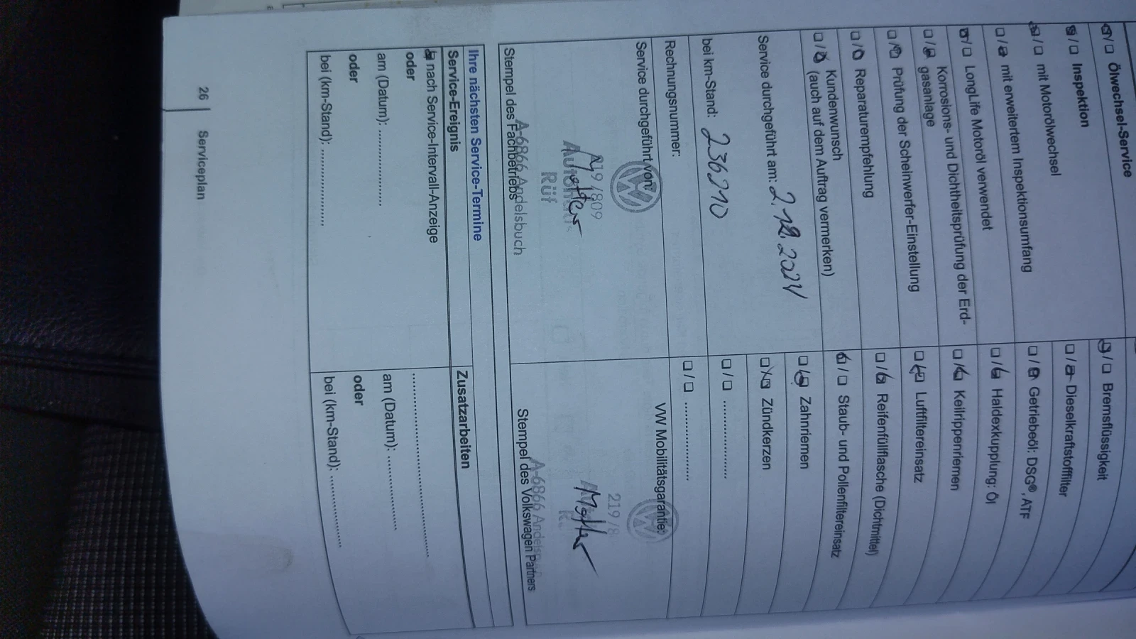 VW Passat 8-2.0TDI-4MOTION, снимка 16 - Автомобили и джипове - 53642090