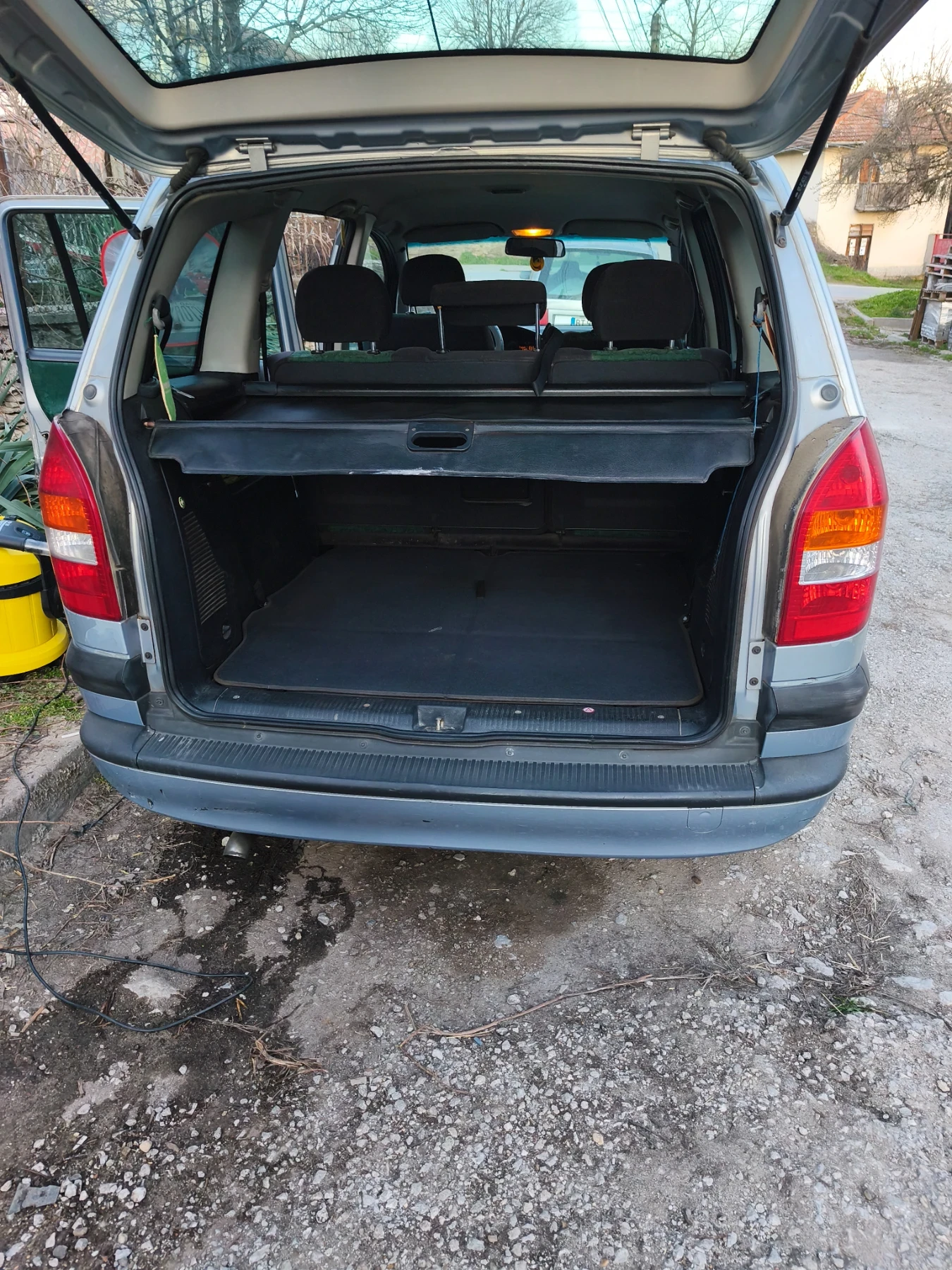 Opel Zafira, снимка 4 - Автомобили и джипове - 53803132
