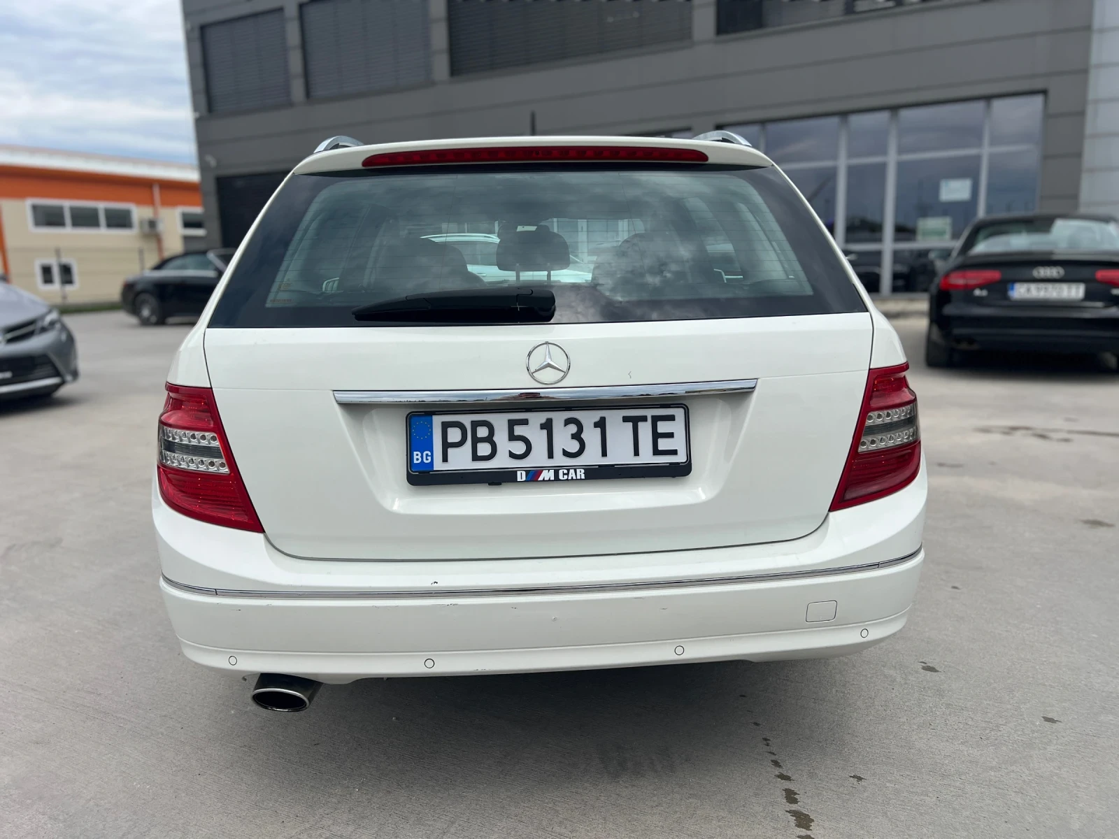 Mercedes-Benz C 220 OM646/РЕГИСТРИРАНА/ЛИЗИНГ, снимка 7 - Автомобили и джипове - 54453065
