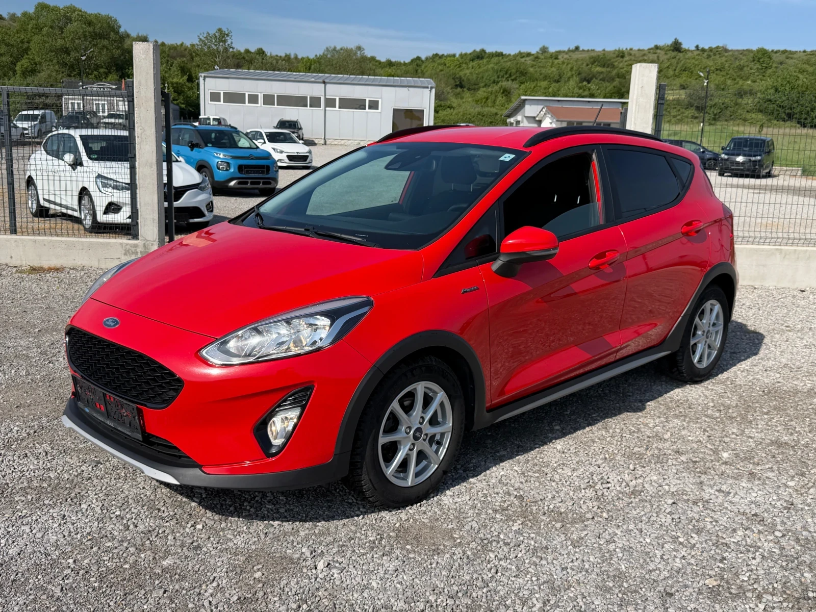 Ford Fiesta ACTIVE 1.0T 100HP ANDROID AUTO EURO 6 SERVICE BOOK, снимка 2 - Автомобили и джипове - 54620555