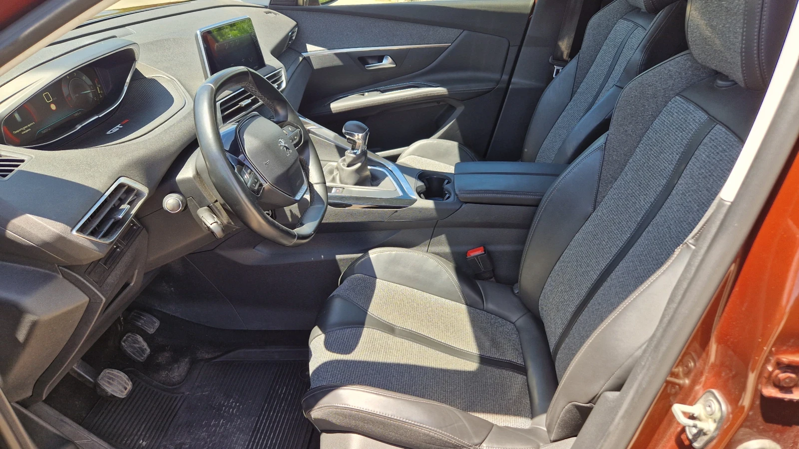 Peugeot 3008 Allure, снимка 11 - Автомобили и джипове - 54719647