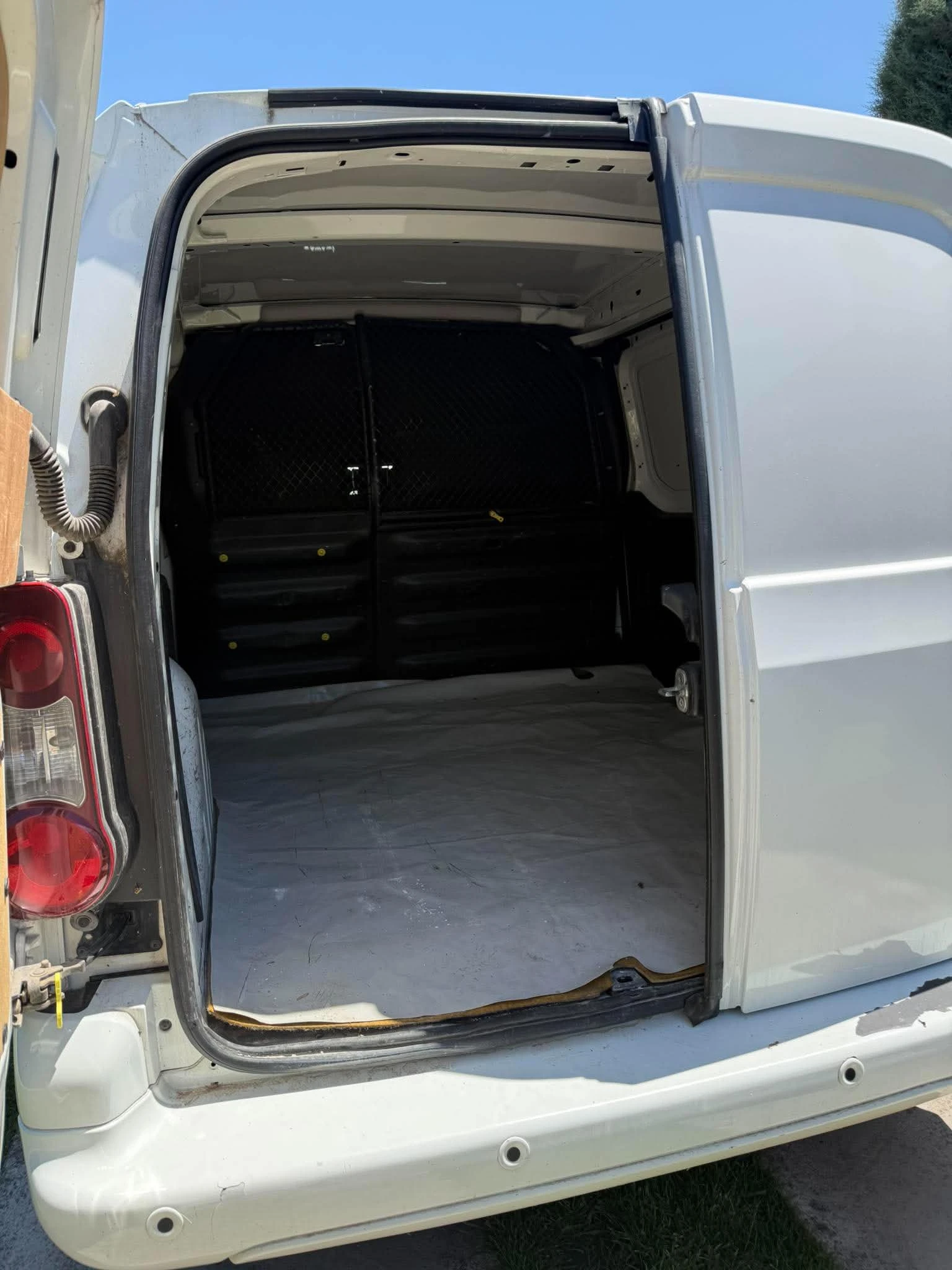Citroen Berlingo, снимка 7 - Автомобили и джипове - 54719620
