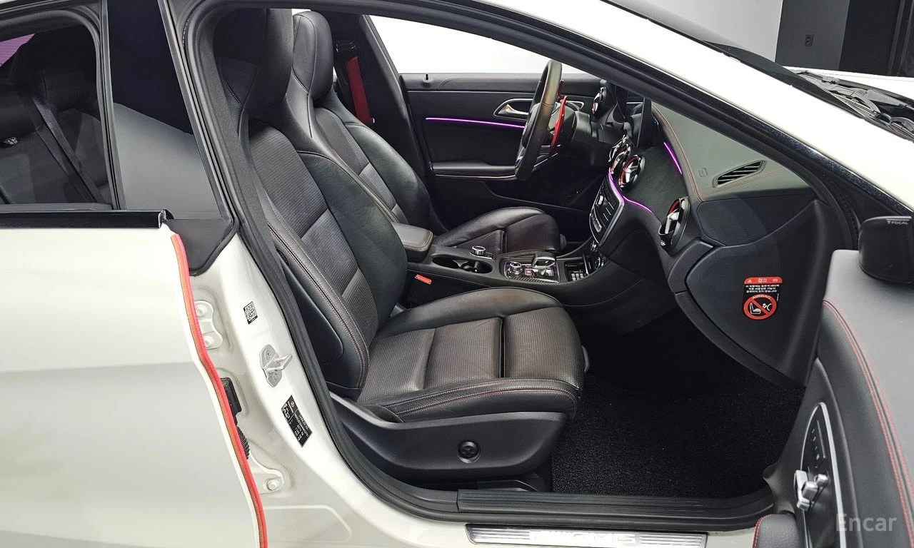 Mercedes-Benz CLA 45 AMG 4MATIC* ПОДГРЕВ* НАВИГАЦИЯ* 2 КЛЮЧА, снимка 9 - Автомобили и джипове - 54817335