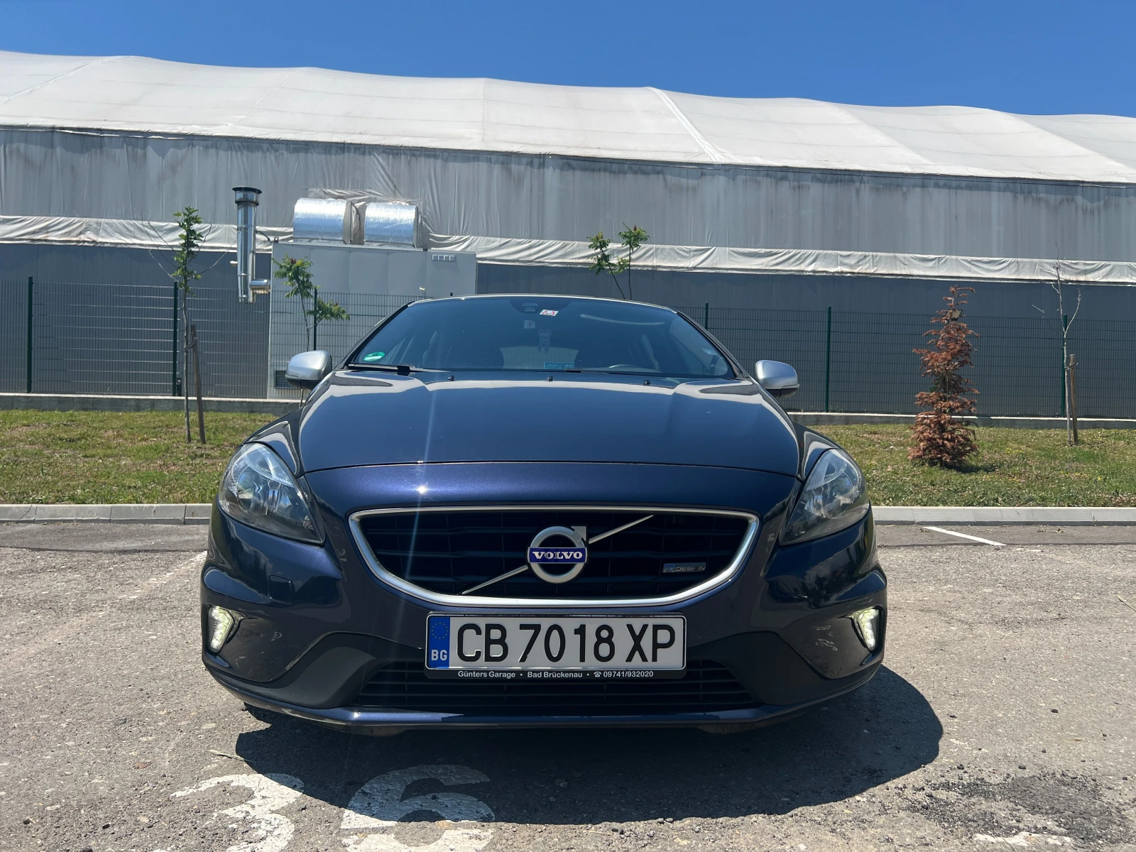 Volvo V40 D4 R-Design Германия, снимка 3 - Автомобили и джипове - 54987596