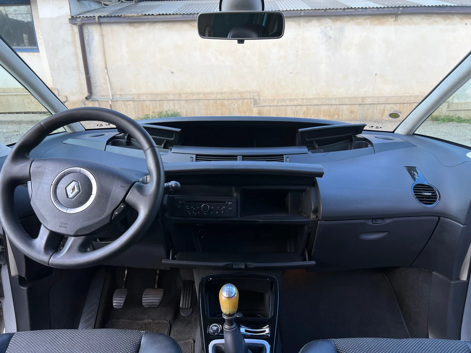 Renault Grand espace 2.0 DCI НОВ ВНОС Австрия, снимка 10 - Автомобили и джипове - 55015083