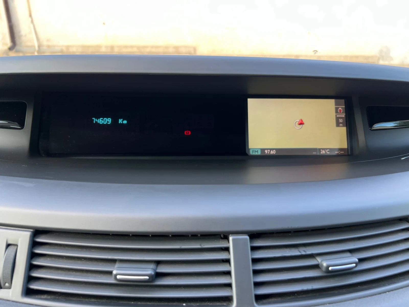 Renault Grand espace 2.0 DCI НОВ ВНОС Австрия, снимка 14 - Автомобили и джипове - 55015083