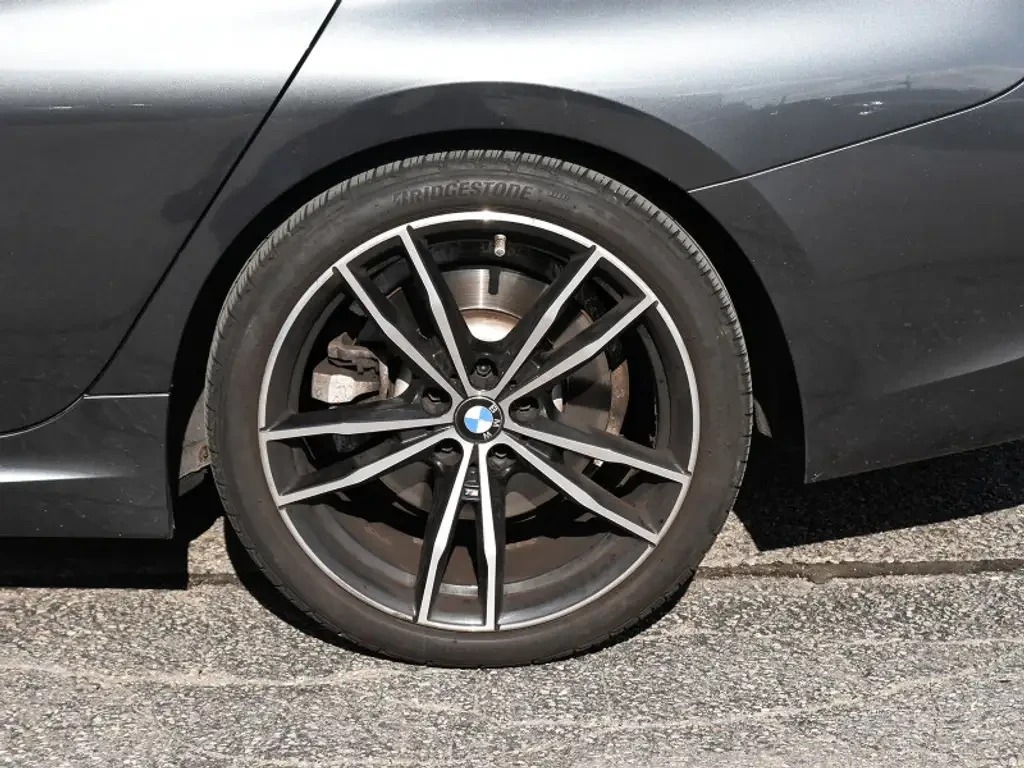 BMW 330 330i xDrive | M Sport Package, снимка 8 - Автомобили и джипове - 55230681