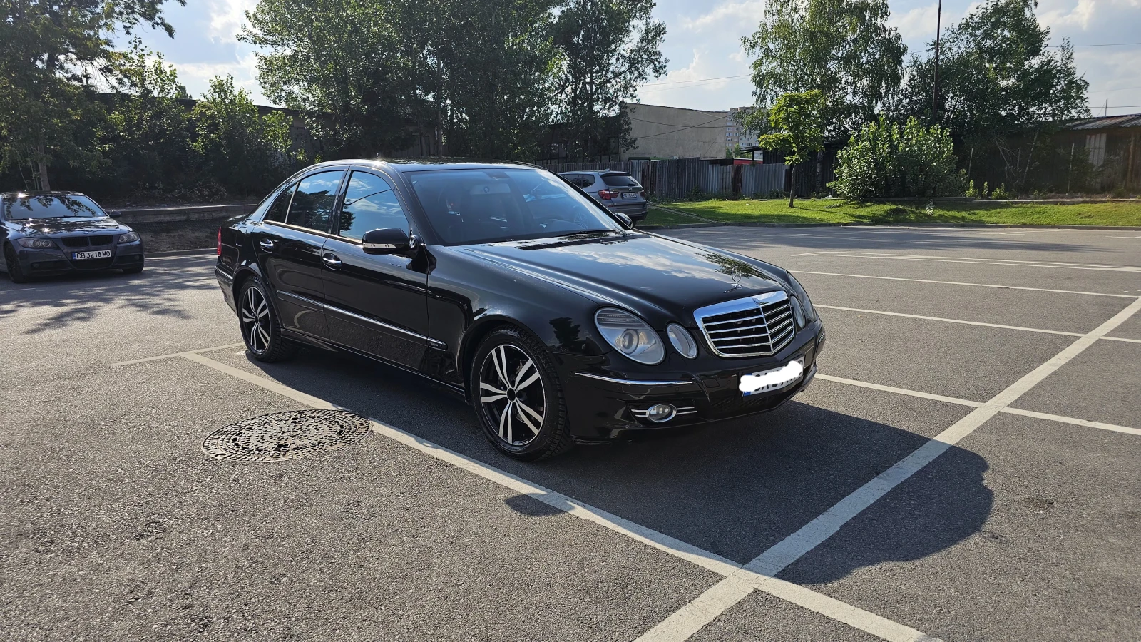 Mercedes-Benz E 350 AVANGARD 4-Matic - Газ, снимка 2 - Автомобили и джипове - 55334777