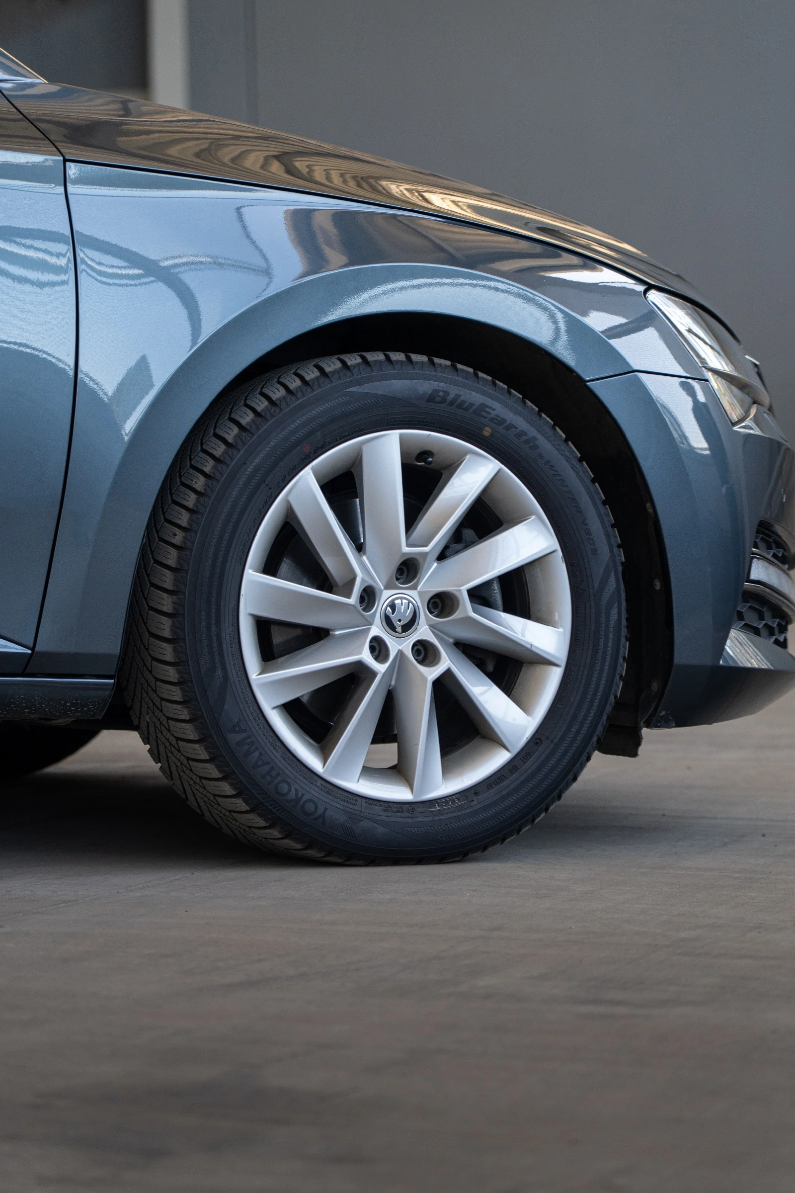 Skoda Superb 2.0 TDI 4x4, снимка 5 - Автомобили и джипове - 55414850