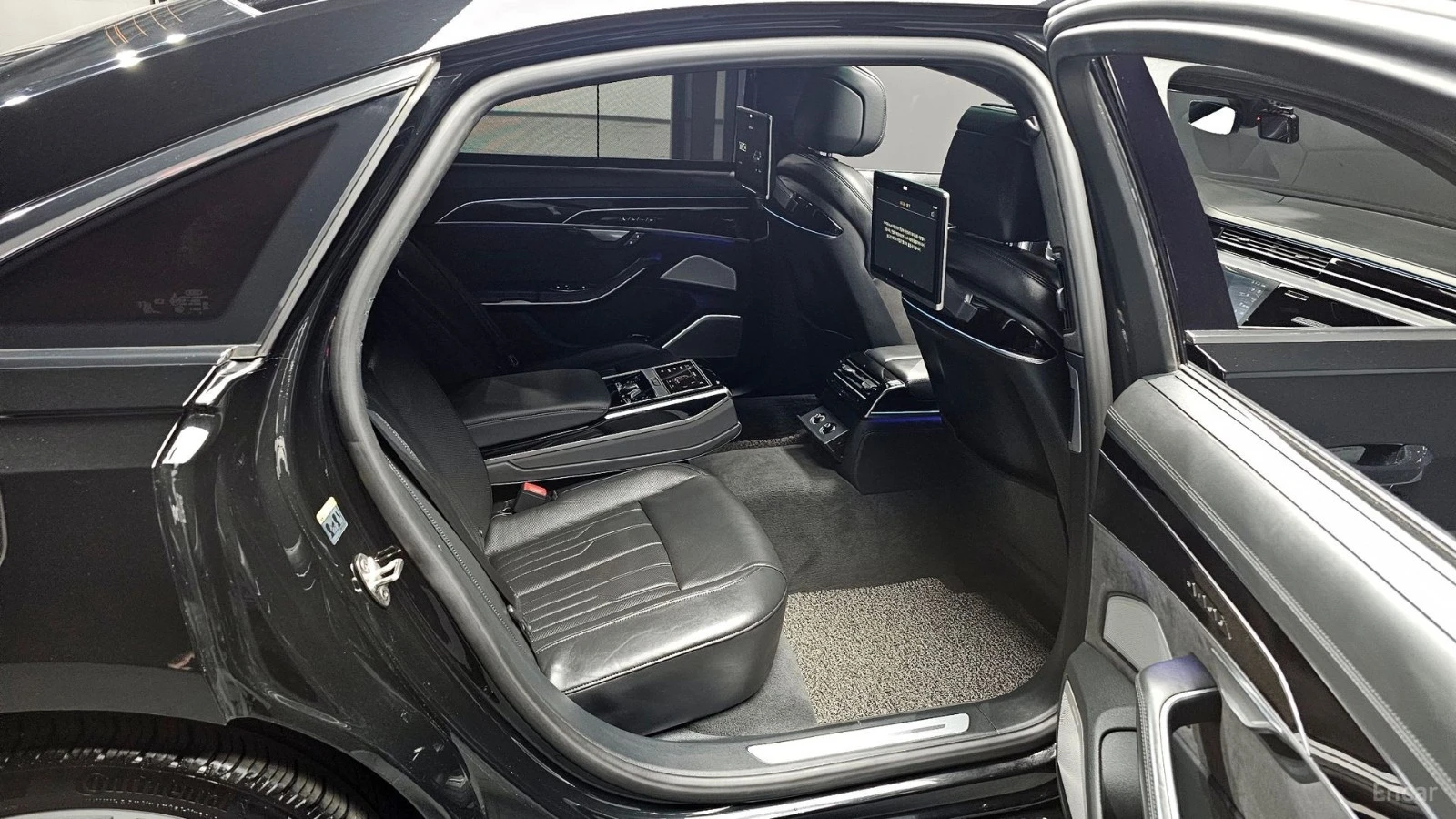 Audi A8 55TFSI* LWB* ПОДГРЕВ* ОБДУХВАНЕ* МАСАЖИ* ПАНО* FUL, снимка 10 - Автомобили и джипове - 55532964