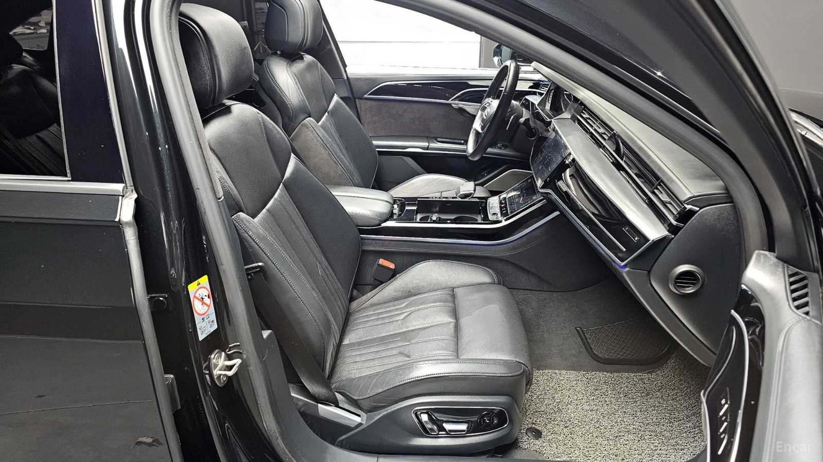 Audi A8 55TFSI* LWB* ПОДГРЕВ* ОБДУХВАНЕ* МАСАЖИ* ПАНО* FUL, снимка 9 - Автомобили и джипове - 55532964