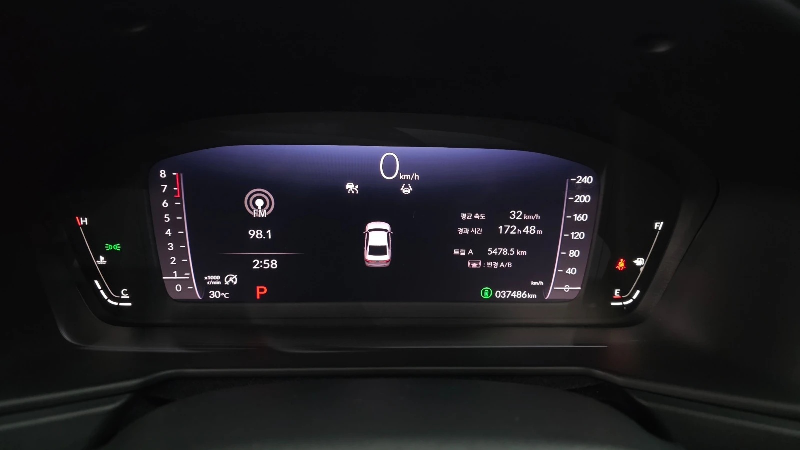 Honda Accord 1.5T * DISTR * ЛЮК * КАМЕРА * ПОДГРЕВ, снимка 9 - Автомобили и джипове - 56119841