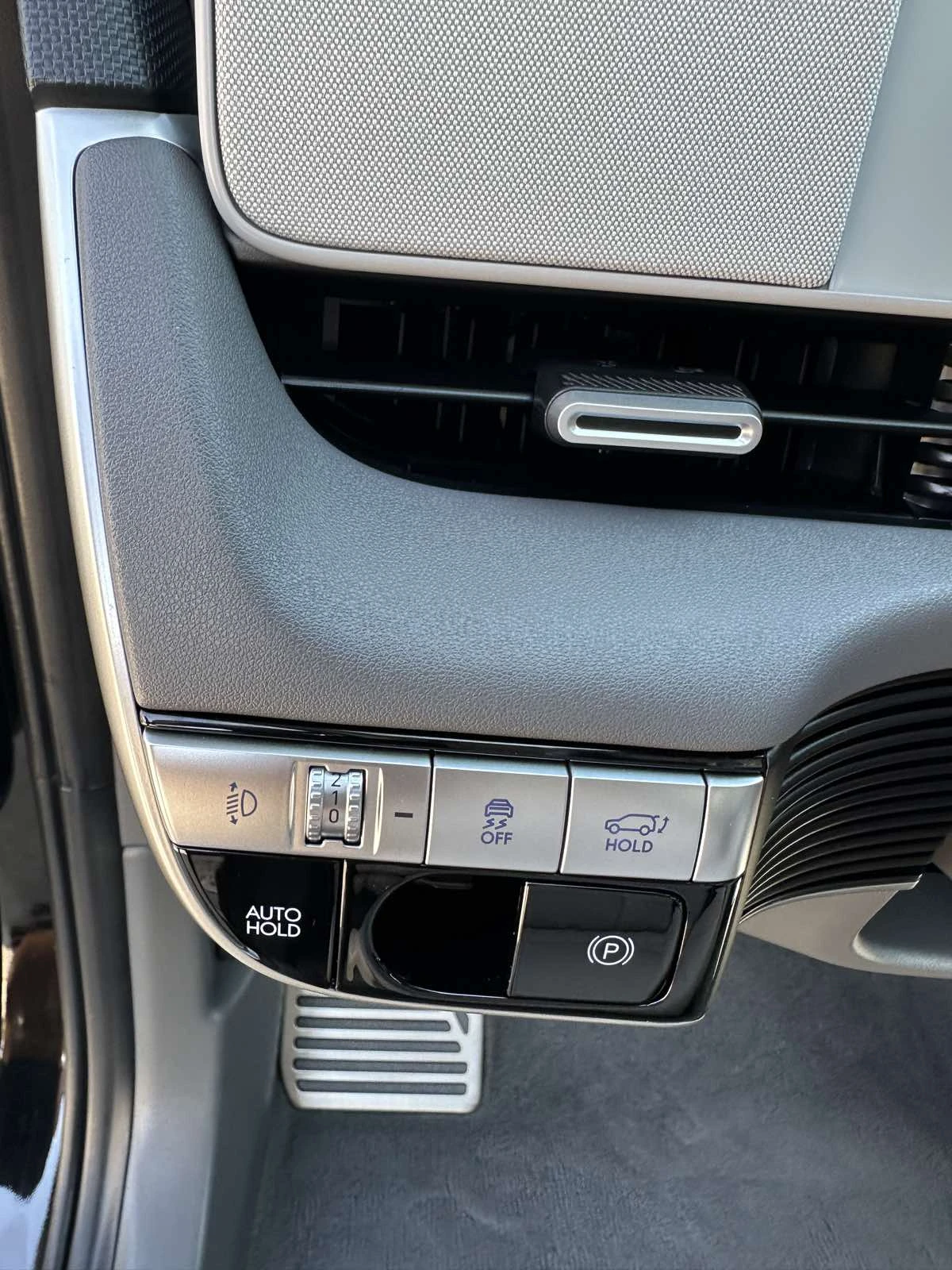 Hyundai Ioniq 5 77.4KWh/UNIQ/360/HEADUP/BOSE/ГАРАНЦИЯ/23г/, снимка 15 - Автомобили и джипове - 56130216