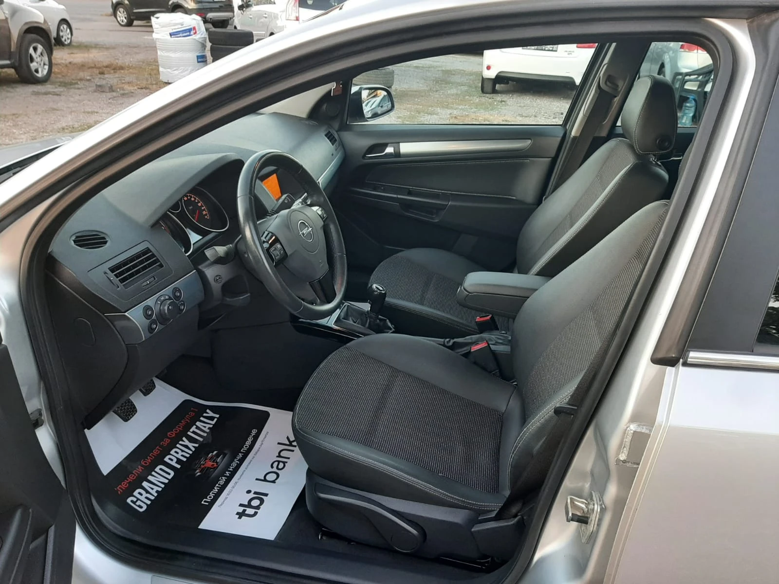 Opel Astra SW-1.7CDTI-COSMO-OPC-6ск., снимка 9 - Автомобили и джипове - 56243177