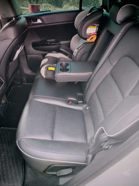 Kia Sportage 2.0d 4x4 GT-LINE, снимка 10