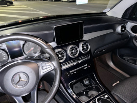 Mercedes-Benz GLC 220, снимка 8 - Автомобили и джипове - 46066075