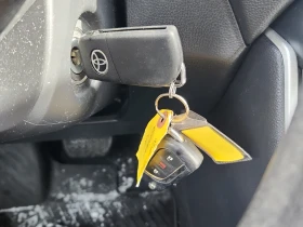 Toyota Rav4 2.5L| HYBRID| 4x4| CARFAX| 2 КЛЮЧА|  - 22100 € / 43223.84 лв. - 54070691 16