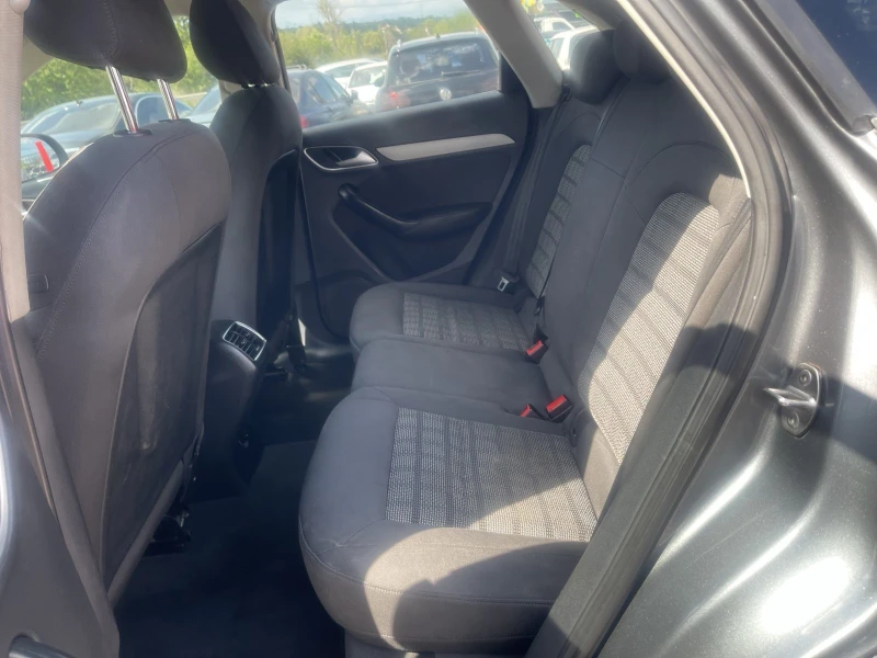 Audi Q3 2.0 / ЛИЗИНГ !!!!, снимка 14 - Автомобили и джипове - 51503129