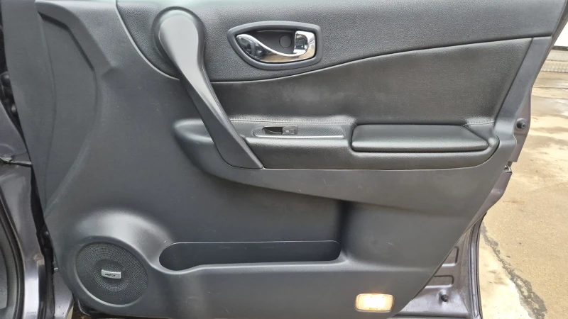 Renault Koleos 2.0DCI 150К.С* АВТОМАТИК* ИТАЛИЯ* 4?4, снимка 17 - Автомобили и джипове - 52665880