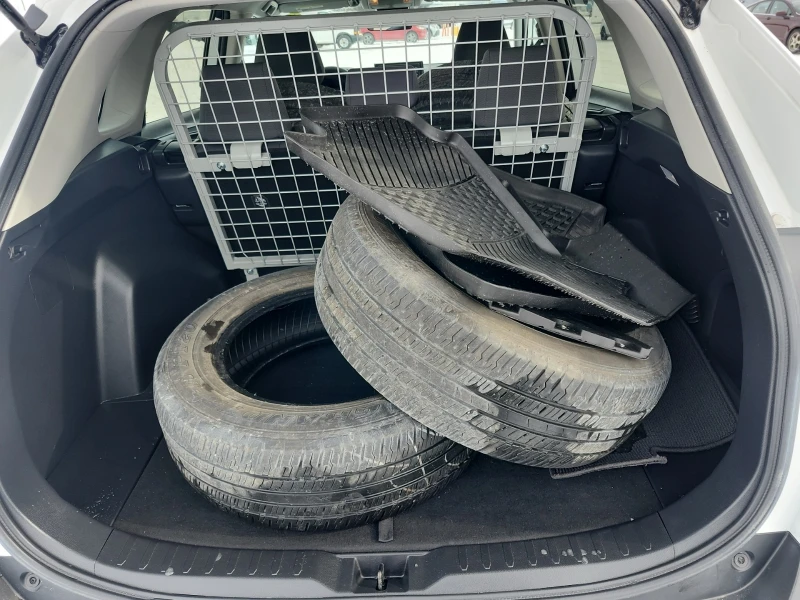 Toyota Rav4 2.5L| HYBRID| 4x4| CARFAX| 2 КЛЮЧА| , снимка 12 - Автомобили и джипове - 53428858