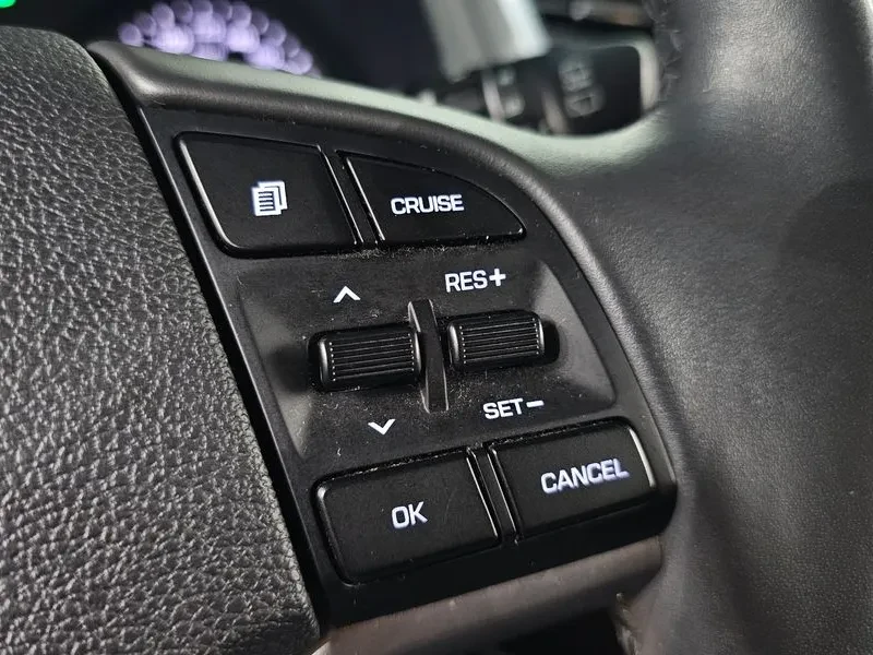 Hyundai Tucson 1.7 2WD MODERN, снимка 14 - Автомобили и джипове - 55796588