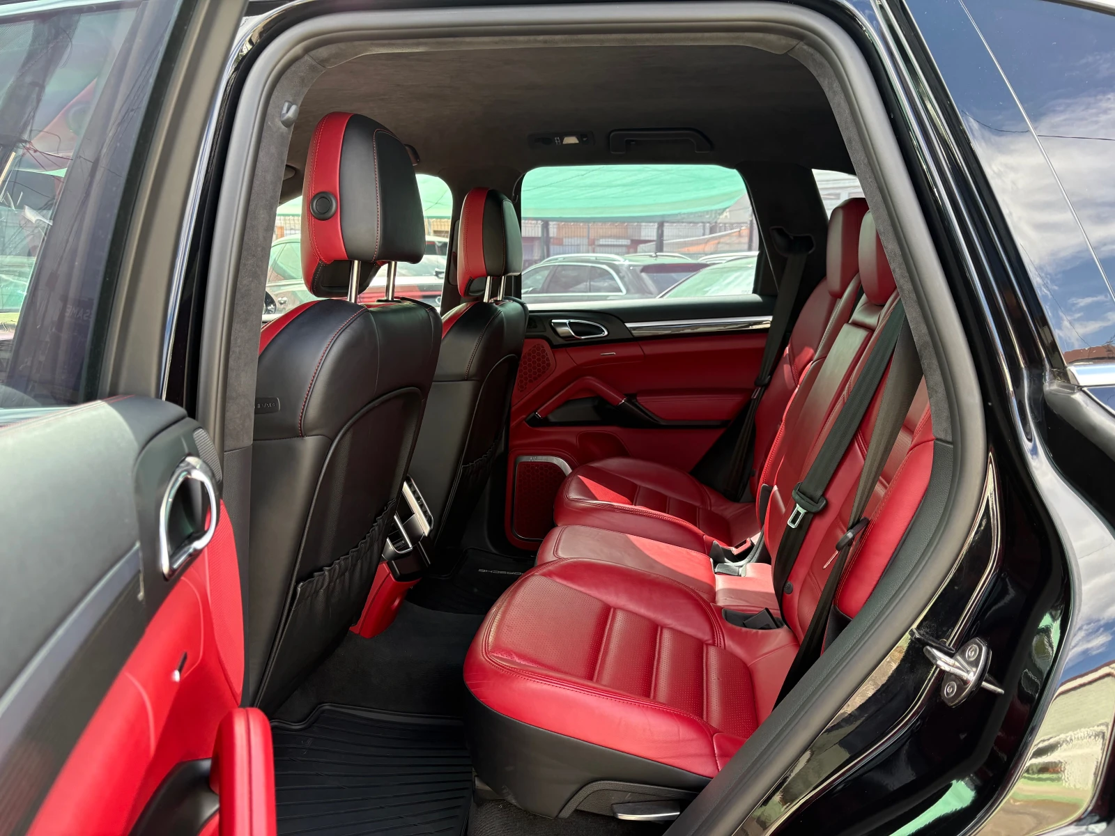 Porsche Cayenne 4.2D= ПОДГРЕВ= ОБСЛУЖЕНА= НАВИ= DISTRONIC= TOP=  - изображение 10