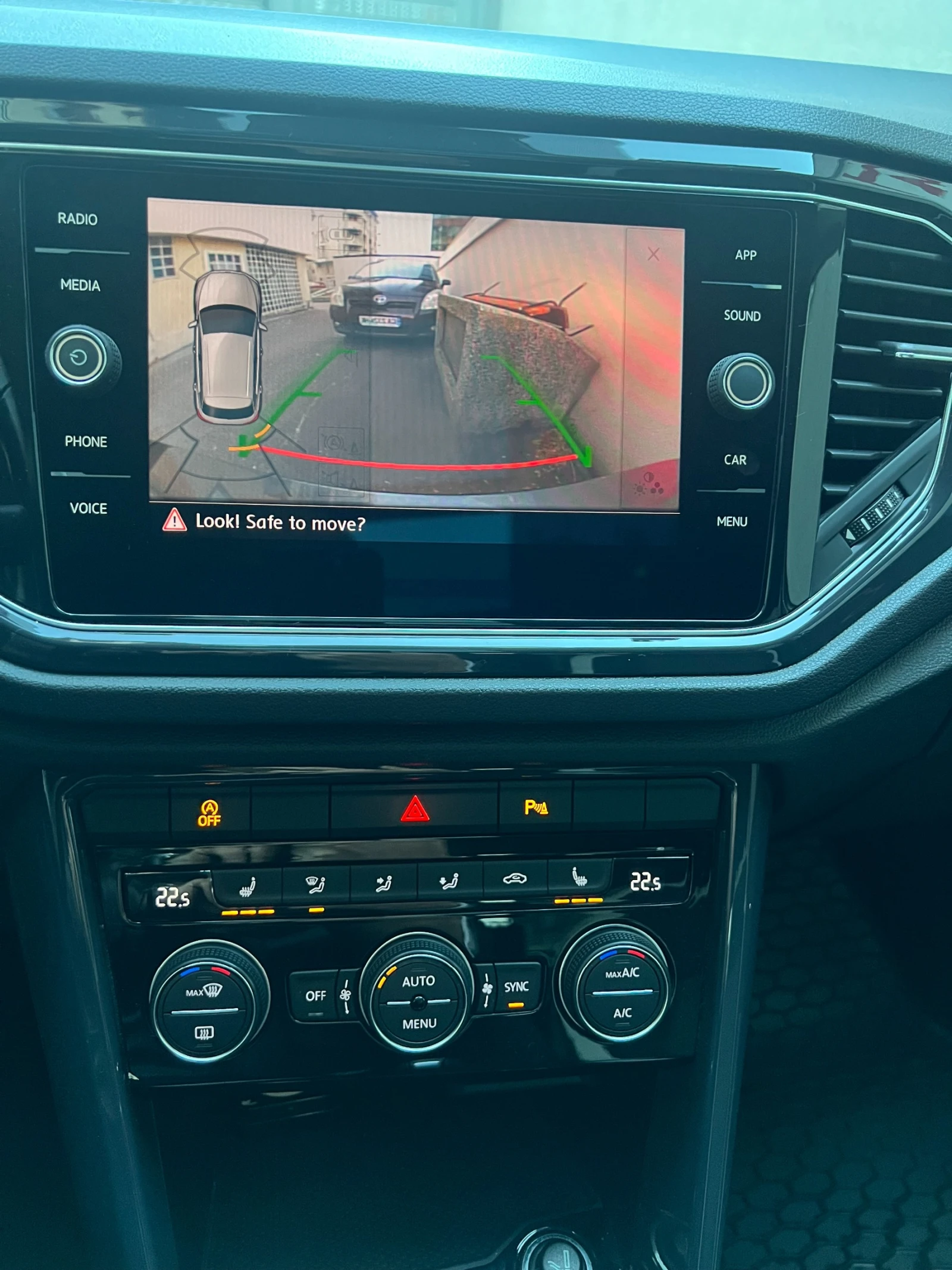 VW T-Roc  - изображение 10
