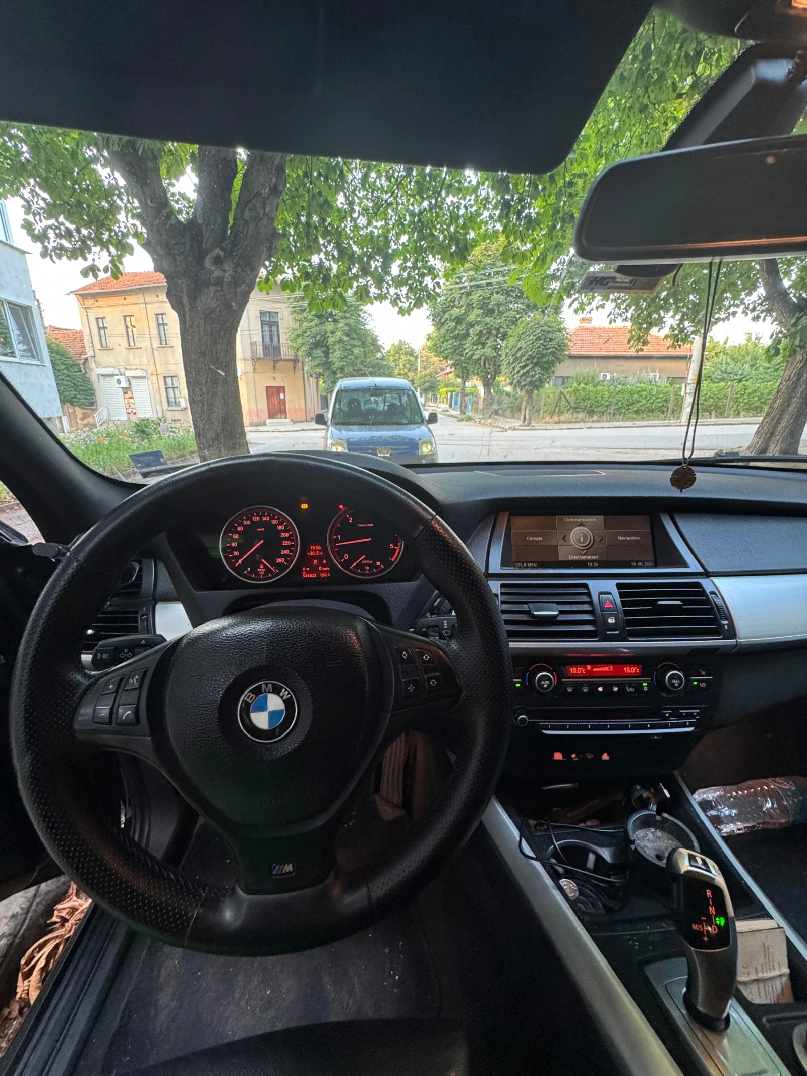 BMW X5  - изображение 5