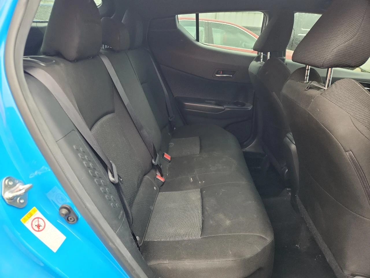 Toyota C-HR 2.0 XLE - изображение 9