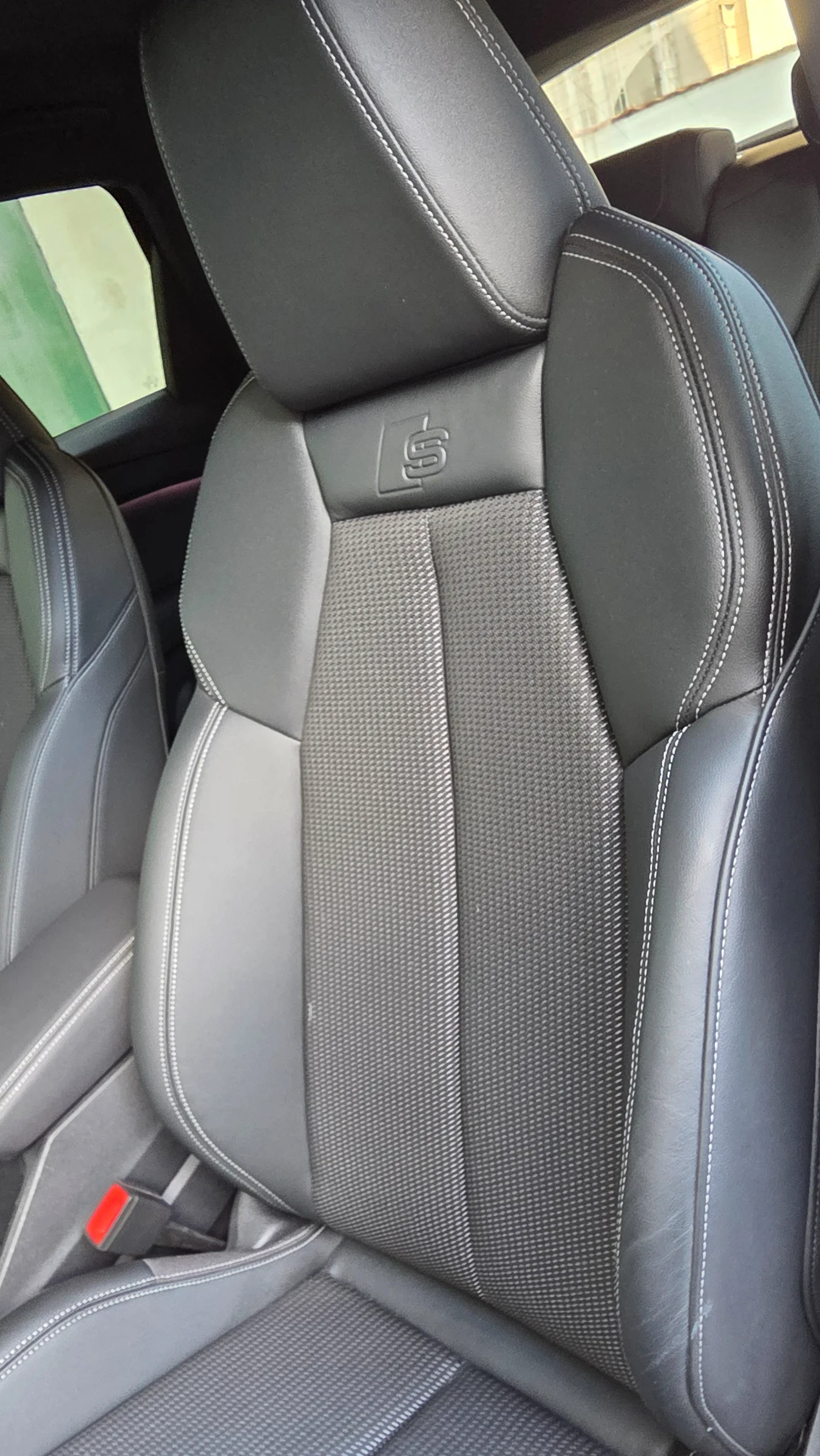 Audi Q4 Audi Q4 e-tron 45 Quattro S-line | 210 kW |  | Mobile.bg � ����������� 6