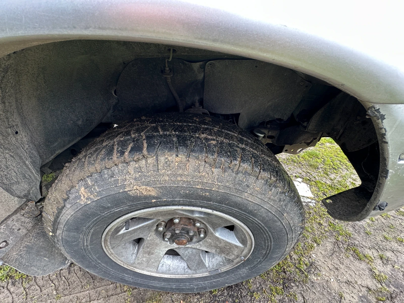 Mitsubishi L200 2, 5 TDI, снимка 11 - Автомобили и джипове - 53906740