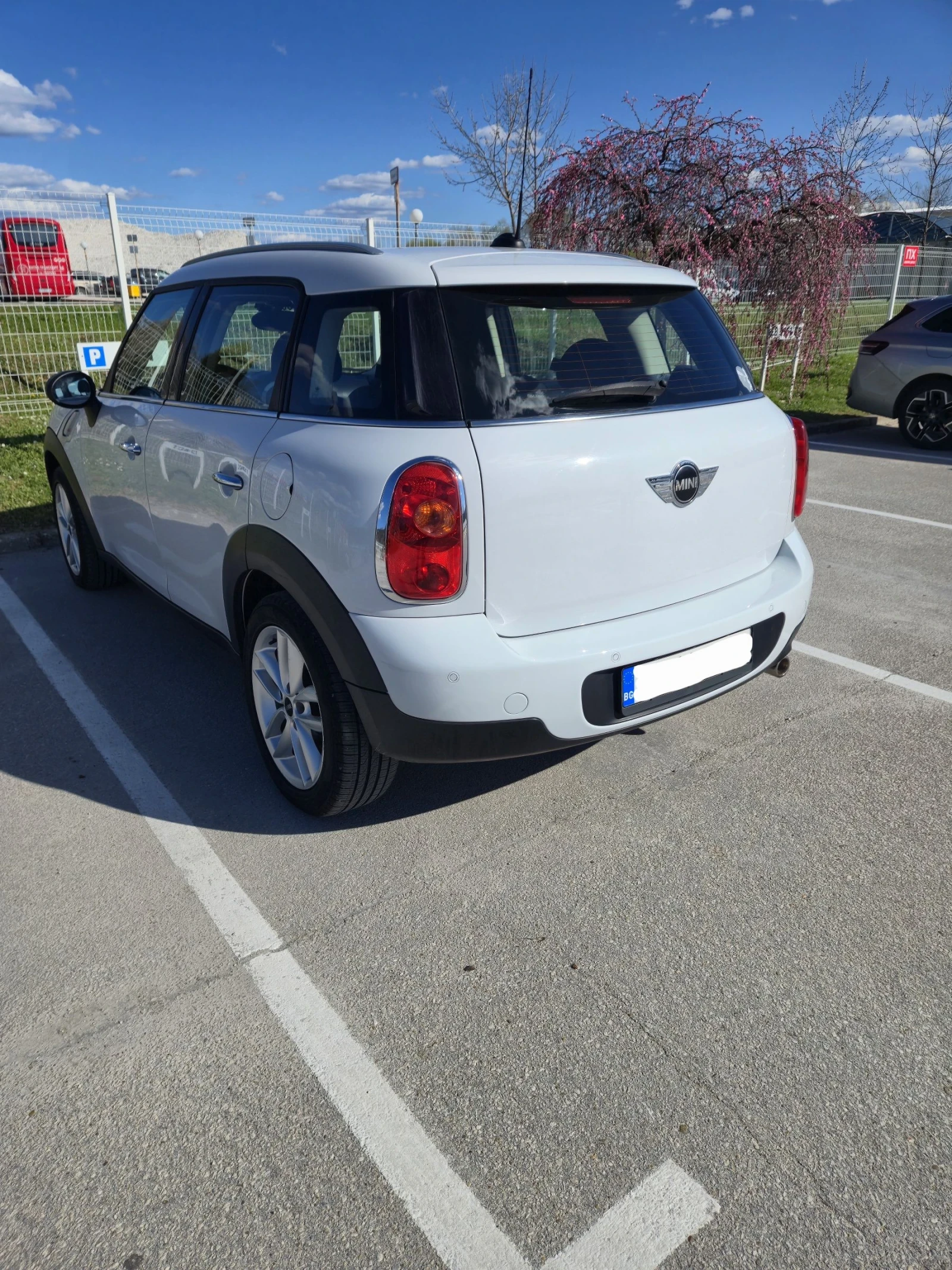Mini Countryman 1.6D ! Navi !, снимка 5 - Автомобили и джипове - 54150931