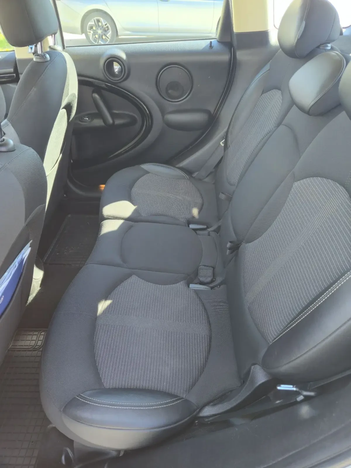 Mini Countryman 1.6D ! Navi !, снимка 12 - Автомобили и джипове - 54150931