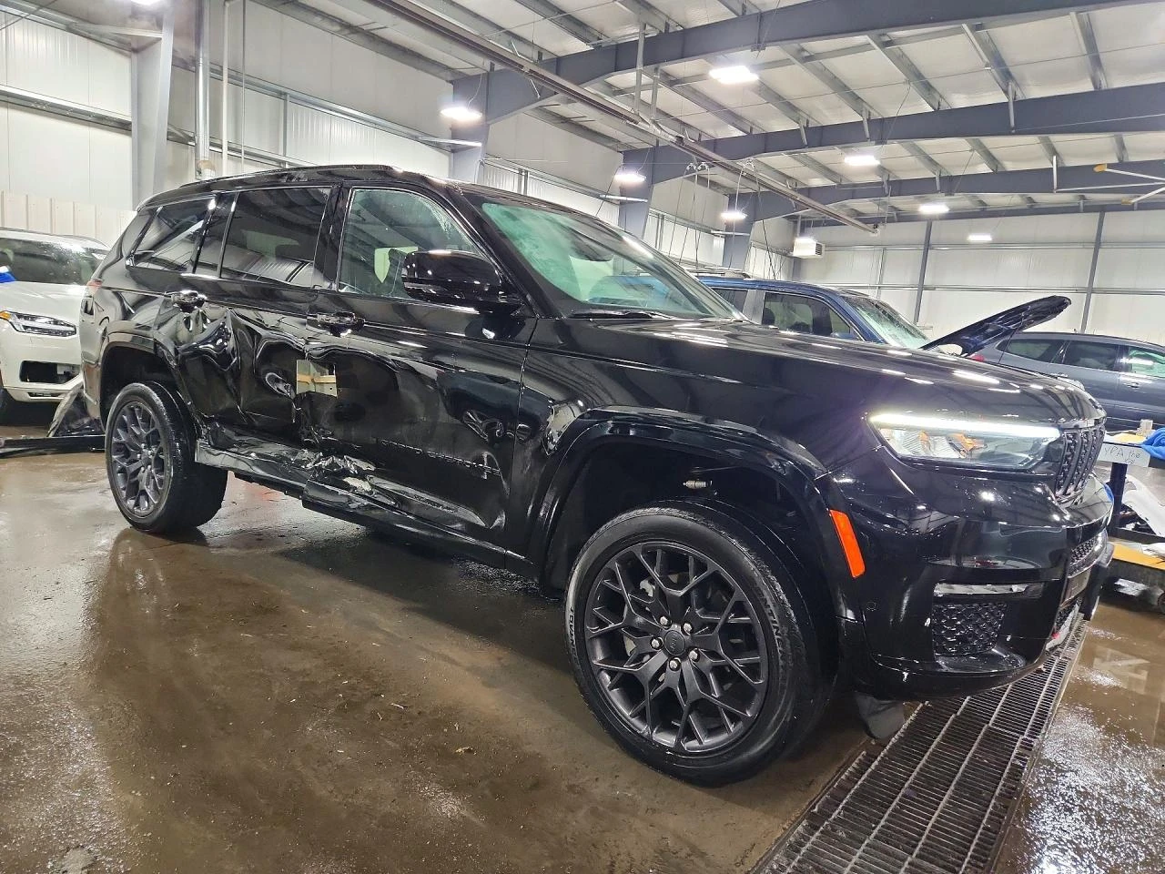 Jeep Grand cherokee 3.6l L Summit, снимка 4 - Автомобили и джипове - 54429645