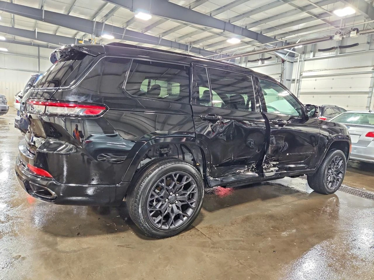Jeep Grand cherokee 3.6l L Summit, снимка 3 - Автомобили и джипове - 54429645