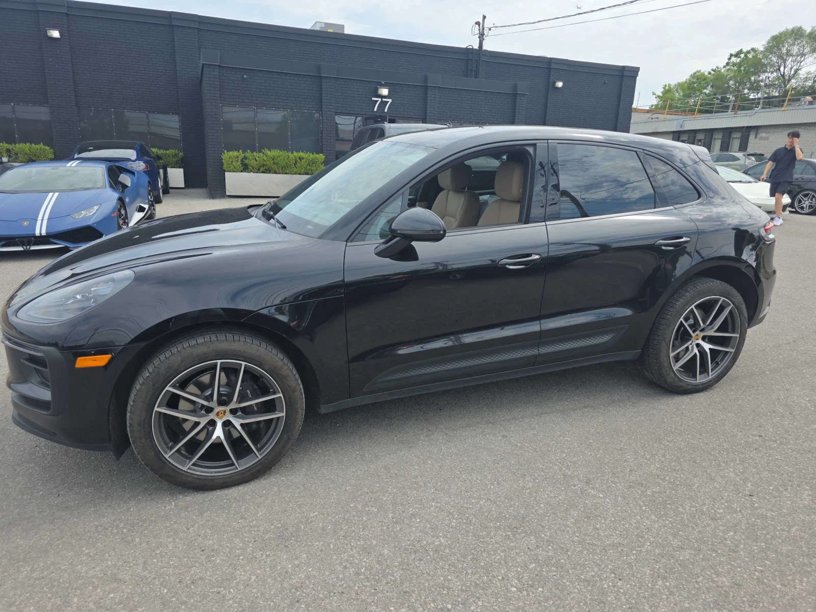 Porsche Macan ПОДГРЕВ * ОБДУХВАНЕ * ПАНОРАМА * CARFAX * , снимка 3 - Автомобили и джипове - 54946433