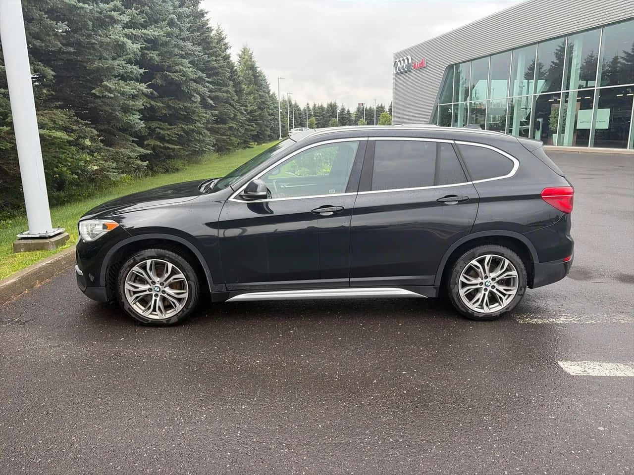 BMW X1 * xDrive28i * ПАНОРАМА* ПОДГРЕВИ* ВИДЕО* , снимка 2 - Автомобили и джипове - 55465814