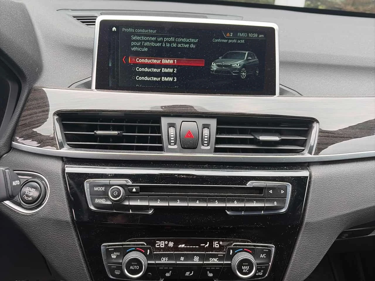 BMW X1 * xDrive28i * ПАНОРАМА* ПОДГРЕВИ* ВИДЕО* , снимка 9 - Автомобили и джипове - 55465814