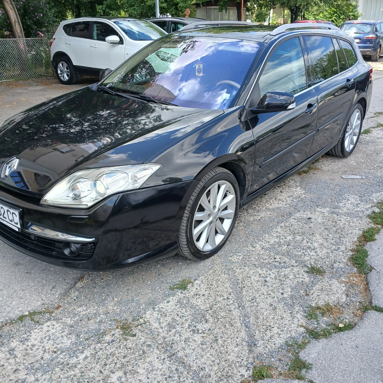 Nissan X-trail АВТОМАТИК - ИНИЦИАЛЕ 