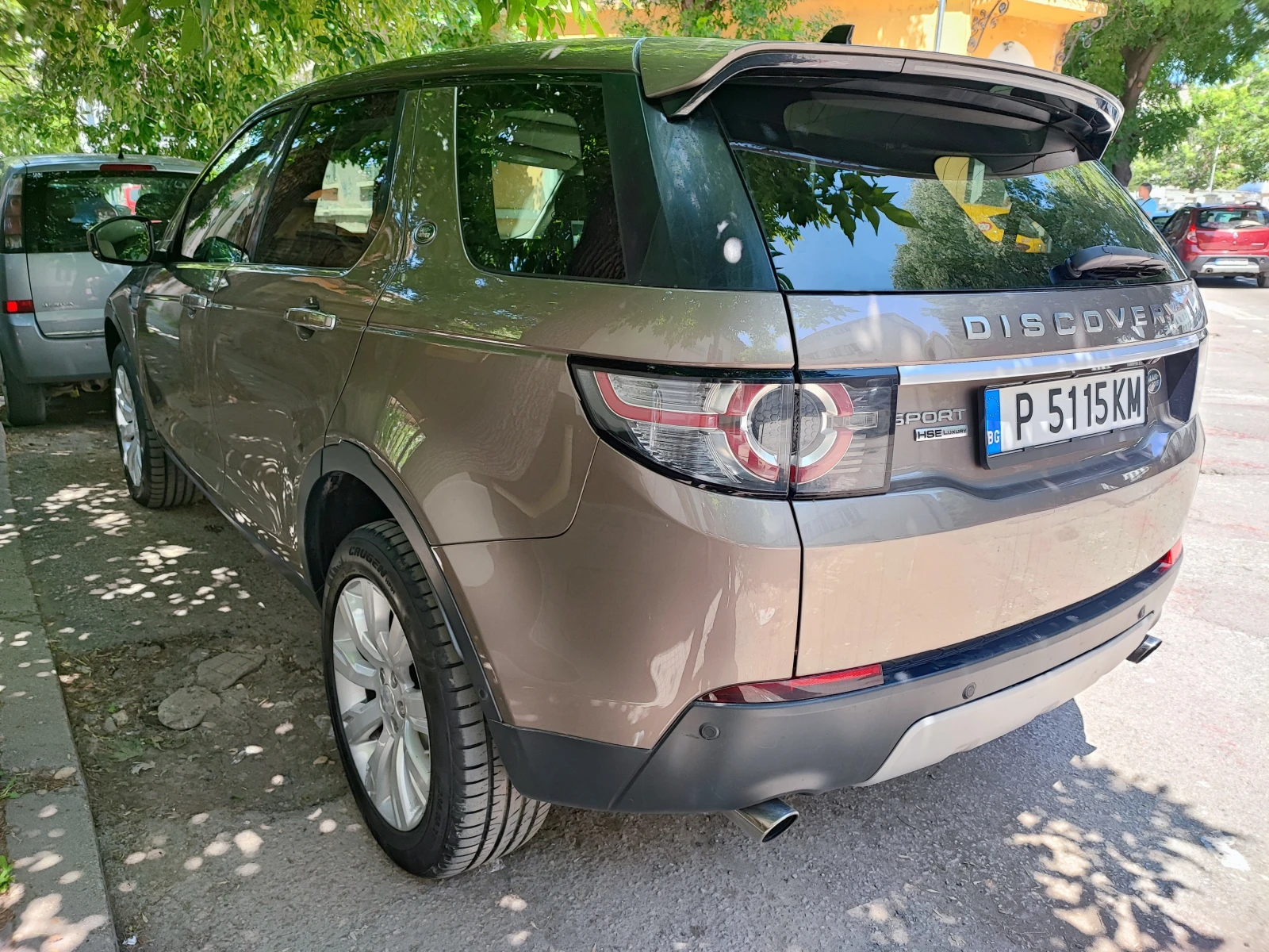 Land Rover Discovery Sport 2.0 HSE, снимка 3 - Автомобили и джипове - 55816150