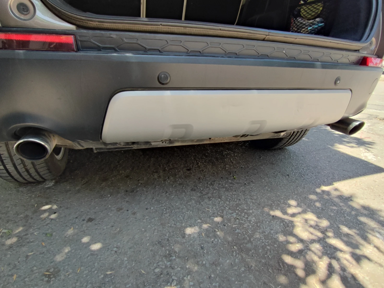 Land Rover Discovery Sport 2.0 HSE, снимка 13 - Автомобили и джипове - 55816150