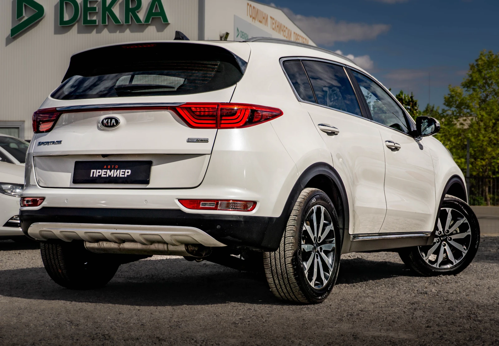 Kia Sportage 2.0CRDI-184hp-РЕАЛНИ КИЛОМЕТРИ!, снимка 4 - Автомобили и джипове - 56212118