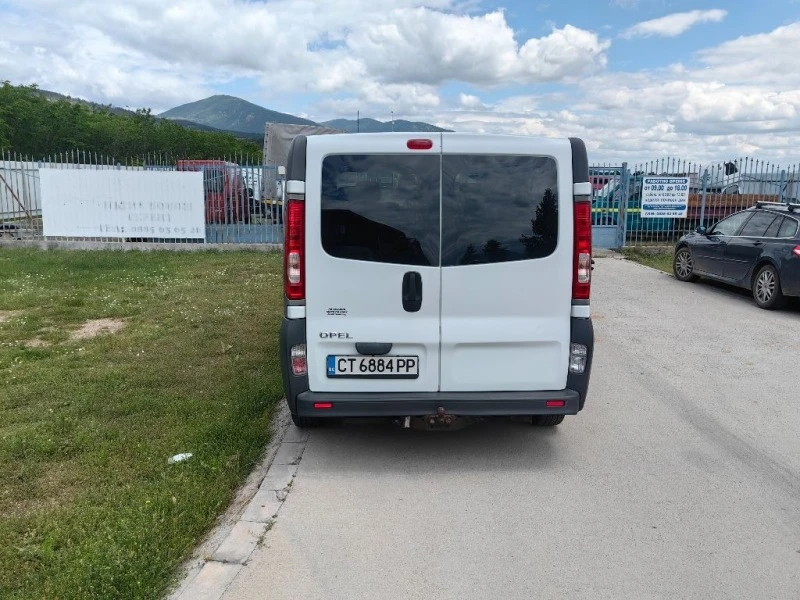 Opel Vivaro 2.0TDCI, снимка 4 - Бусове и автобуси - 47183793