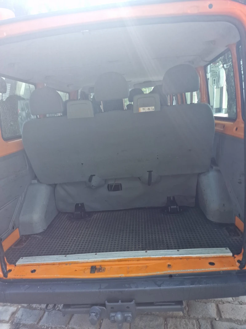 Ford Transit 2.2 TD, снимка 9 - Бусове и автобуси - 46880312