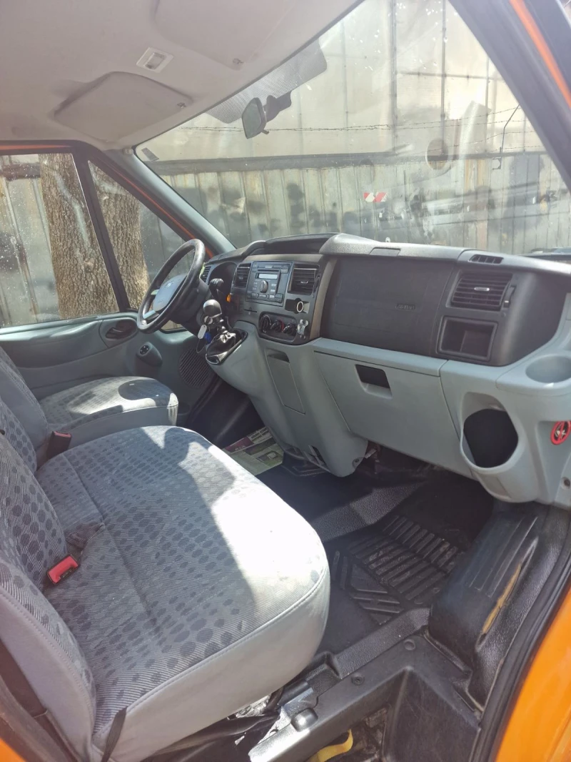 Ford Transit 2.2 TD, снимка 11 - Бусове и автобуси - 46880312