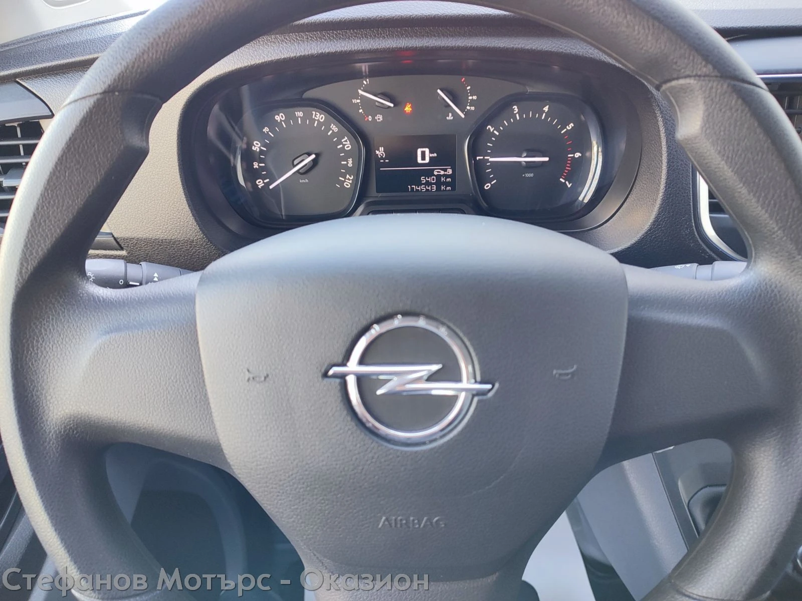 Opel Vivaro 7+ 1 1.5 Diesel (120hp) MT6 - изображение 9