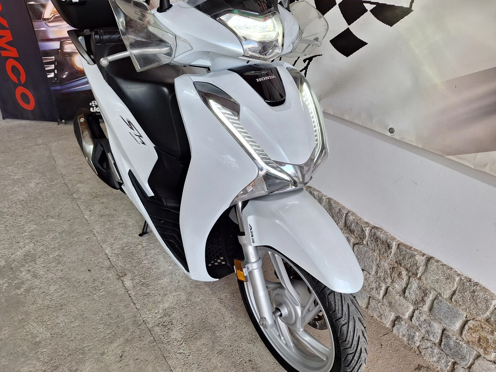 Honda Sh 125i ABS / LED* * *  - изображение 8