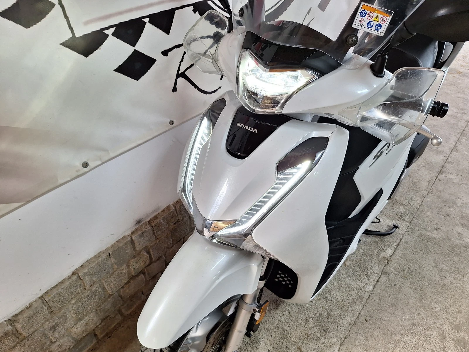 Honda Sh 125i ABS / LED* * *  - изображение 2